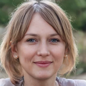Estelle Darcy